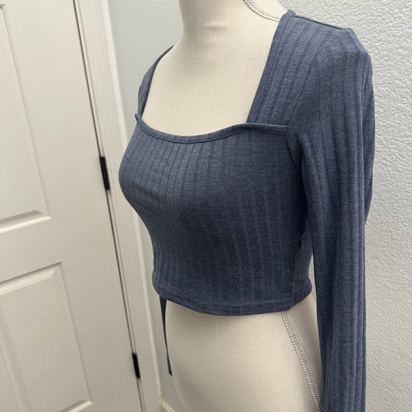 Blue long sleeve crop top - Picture 5 of 5